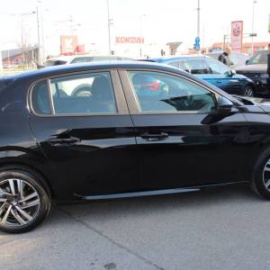 Peugeot 208 1.2 Puretech AUTOMATIK *NAVIGACIJA*