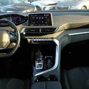 Peugeot 3008 1.2 Puretech AUTOMATIK Allure *LED, NAVIGACIJA, KAMERA*