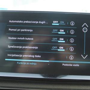 Peugeot 3008 PHEV 225 Allure AUTOMATIK *LED, NAVIGACIJA, KAMERA*