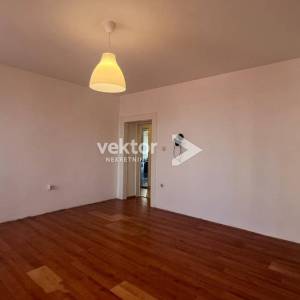 Podmurvice, 2-soban stan na 1.katu