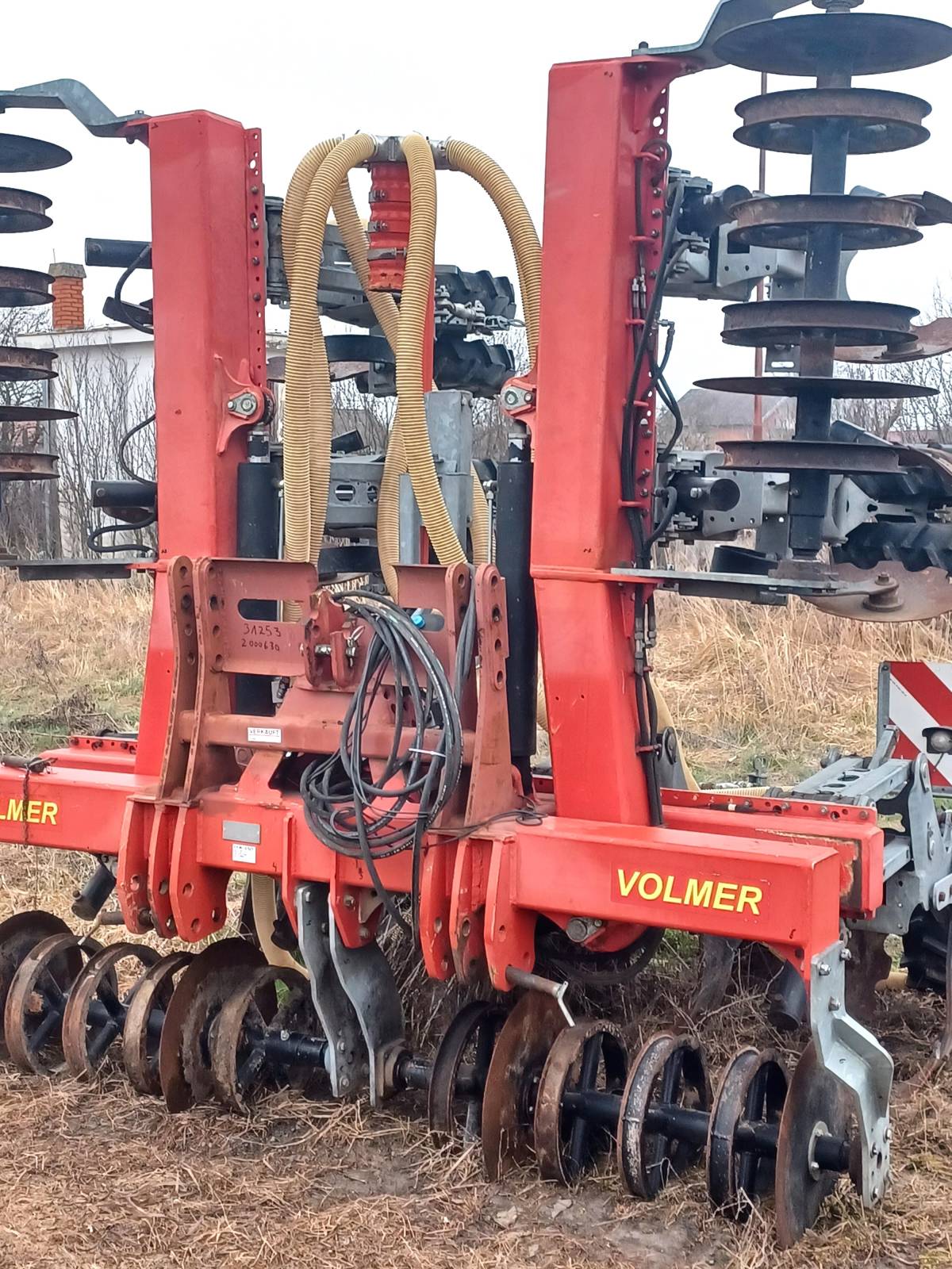 Podrivač strip-till Volmer Culex 8