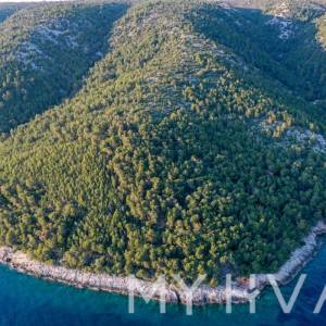 Poljoprivredno zemljište prvi red uz more – Zastražišće, Hvar