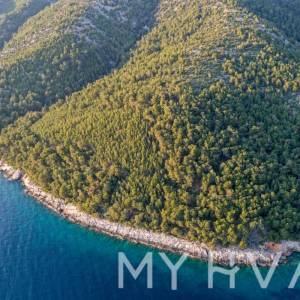 Poljoprivredno zemljište prvi red uz more – Zastražišće, Hvar