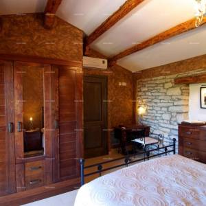 Predivna istarska kamena villa, blizina Barbana.