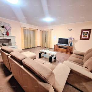 Prekrasna kuća s bazenom u Barbanu: idealna za obitelj i ljubimce