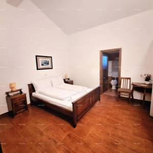 Prekrasna kuća s bazenom u Barbanu: idealna za obitelj i ljubimce