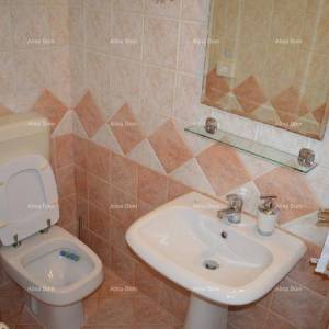 Prekrasna kuća sa bazenom! POREČ