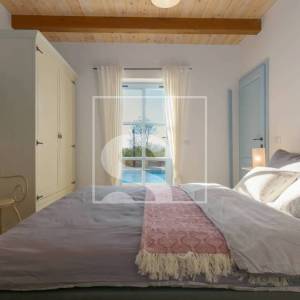 PREKRASNA VILA U ISTARSKOM STILU