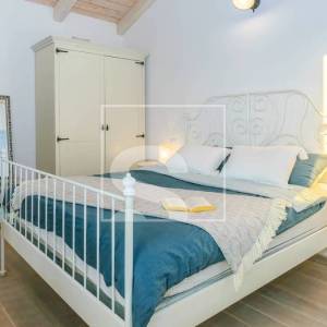 PREKRASNA VILA U ISTARSKOM STILU