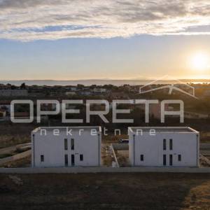 Privlaka, moderna vila s bazenom - dovršetak radova početak 2026.