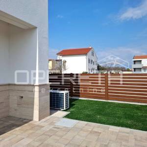 Privlaka/Zadar - luksuzni projekt 70m od mora, stan G001