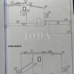 Prizna stan s pogledom na more – 70 m od plaže
