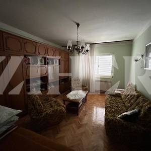 PRODAJA, JASTREBARSKO, KUĆA 300 M2 + 650 M2 OKUĆNICE + 550 M2