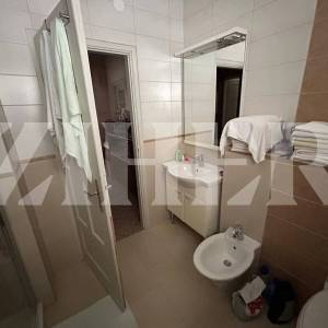 PRODAJA, JASTREBARSKO, KUĆA 300 M2 + 650 M2 OKUĆNICE + 550 M2