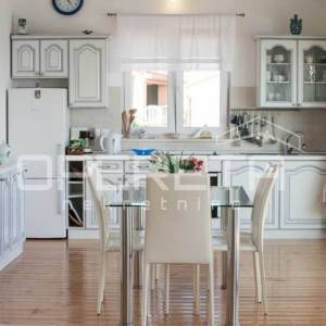 PRODAJA, JEDINSTVENA 4BDR 4BTHR VILLA NA PLAŽI,  S 1.000m2 ZEMLJIŠTA