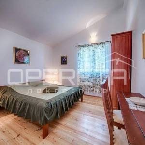 PRODAJA, JEDINSTVENA 4BDR 4BTHR VILLA NA PLAŽI,  S 1.000m2 ZEMLJIŠTA