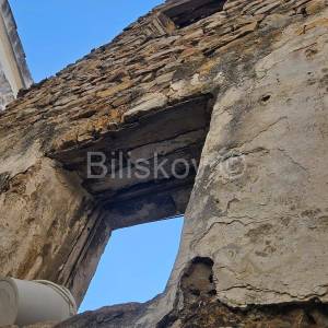 Prodaja, K.Sućurac, kamena kuća, potrebna kompletna renovacija