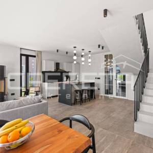 Prodaja, Kuća, Krnica, Krnica , Samostojeća, 158m2