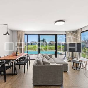 Prodaja, Kuća, Krnica, Krnica , Samostojeća, 158m2