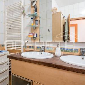 Prodaja, Kuća, Mlinovi, Jahorinska, Dvojni objekt, 300m2