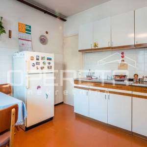 Prodaja, Kuća, Mlinovi, Jahorinska, Dvojni objekt, 300m2