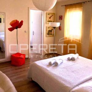 Prodaja, Kuća, Pag, Gugliamina Polizzinettija 2, Samostojeća, 290m2