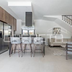 Prodaja, Kuća, Poreč, Poreč, Samostojeća, 200m2