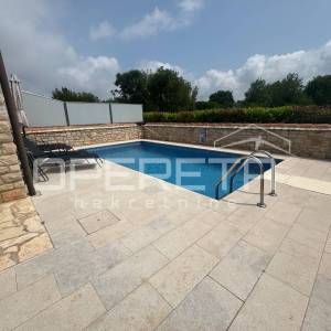 Prodaja, Kuća, Umag, Lovrečica, Dvojni objekt, 145m2