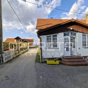 Prodaja, Kuća, Varaždin Breg, Banjšćina, Dvojni objekt, 120m2