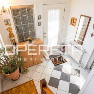 Prodaja, Kuća, Vrhovec, Vrhovec, Samostojeća, 215m2