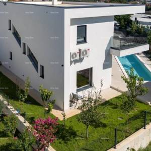 Prodaja - novoizgrađena, moderna i ekskluzivna vila s bazenom, Volme, Pula!