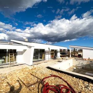 Prodaja novoizgrađene kuće sa bazenom, na mirnoj lokaciji, Juršići!