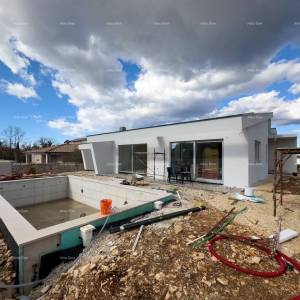 Prodaja novoizgrađene kuće sa bazenom, na mirnoj lokaciji, Juršići!