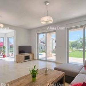 Prodaja prekrasne vile, blizina mjesta Marčane.