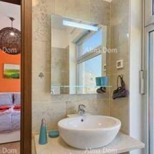 Prodaja prekrasne vile, blizina mjesta Marčane.