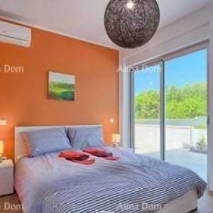 Prodaja prekrasne vile, blizina mjesta Marčane.