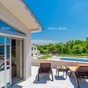 Prodaja prekrasne vile, blizina mjesta Marčane.