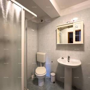 Prodaja renovirane kuće s pogledom na more, Medulin!