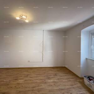 Prodaja renovirane kuće s pogledom na more, Medulin!