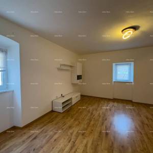 Prodaja renovirane kuće s pogledom na more, Medulin!