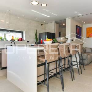 Prodaja, Stan, Mikulići, Kvaternikova, 3s, 187m2