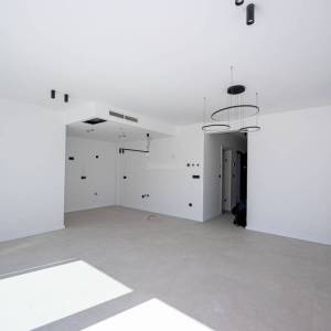 Prodaja, stan modernom luksuznom resortu, Kaštela