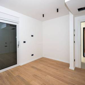 Prodaja, stan modernom luksuznom resortu, Kaštela