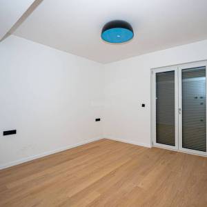 Prodaja, stan modernom luksuznom resortu, Kaštela