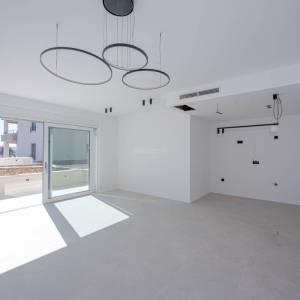 Prodaja, stan modernom luksuznom resortu, Kaštela