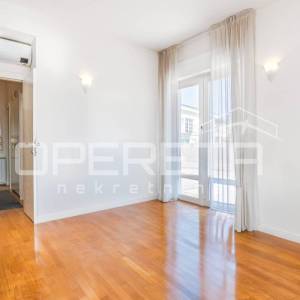 Prodaja, Stan, Tuskanac, 44m2, Terasa.