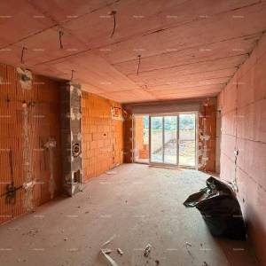 Prodaja-  stan u prizemlju, u novom stambenom kompleksu, Valdebek, Pula! Zg5 S1