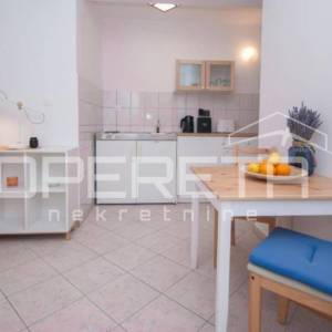 Prodaja, Stan, Vis, Dubrovačka, Garsonjera, 28m2