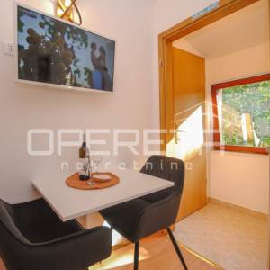 Prodaja, Stan, Vis, Dubrovačka, Garsonjera, 14m2