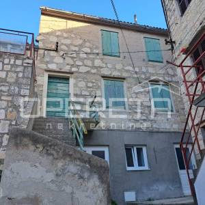 Prodaja, Stan, Vis, Ulica Ivana Farolfija, Garsonjera, 25m2